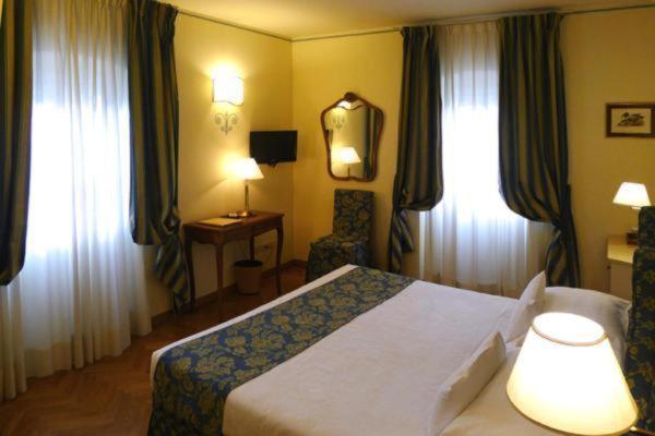 La Vittoria Boutique Hotel Garda Kültér fotó